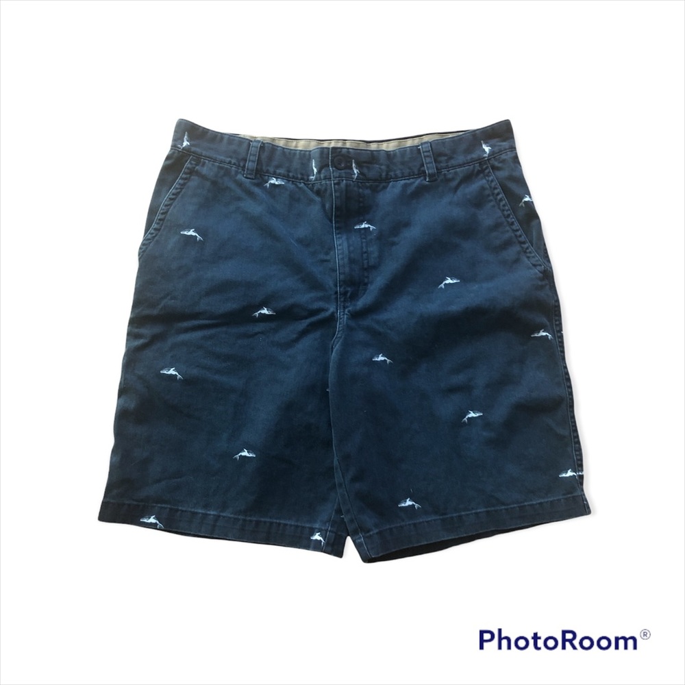🐋 EUC men’s Izod shorts with whale pattern size 38 🐋